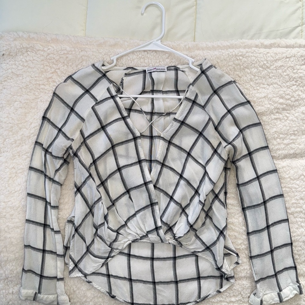 $5 for $20 item: Dainty Hooligan Black and White Plaid Blouse